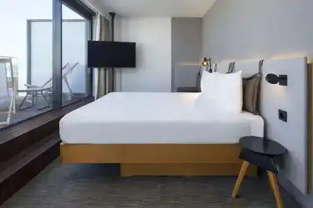 Moxy Lisbon City - 37