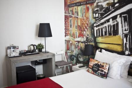 The Art Inn - 4