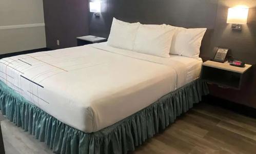 La Quinta Inn by Wyndham Bakersfield South - 11
