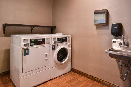 Holiday Inn Expresss & Suites West, An Ihg - 24