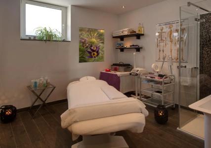 SchlossHouse Zermatt Wellbeing Rooms & Suites - 4