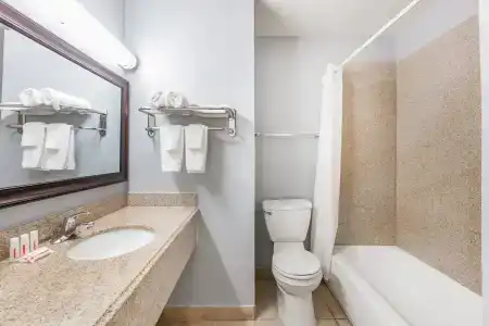 Days Inn by Wyndham Austin/University/Downtown - 7