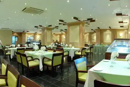 Al Muntazah Plaza - 11