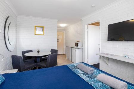 Leichhardt Motor Inn - 69