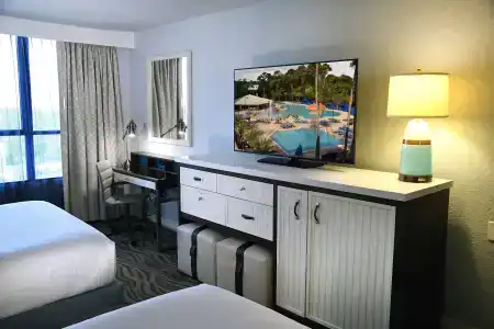 Wyndham Garden Lake Buena Vista Disney Springs® Resort Area - 3