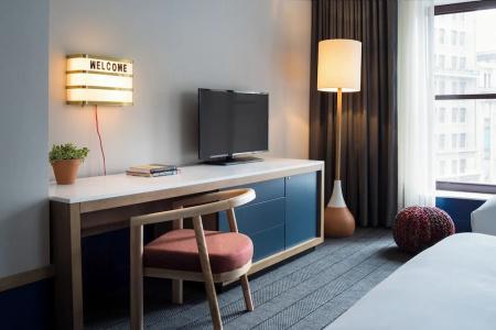Kimpton Schofield, An Ihg - 90