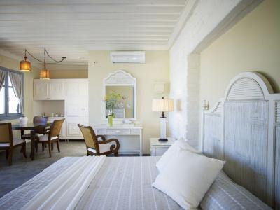 Porto Kea Suites - 5