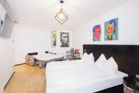 Snooze - 26