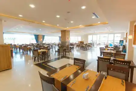 L'Oceanica Beach Resort - 17