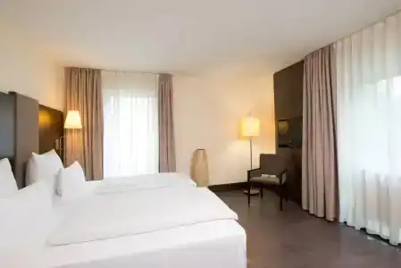 Nh Frankfurt Villa - 47