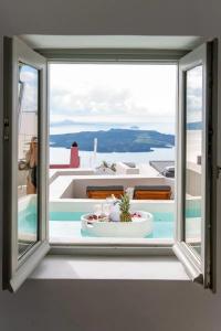 Caldera Cliff Illusion - 48