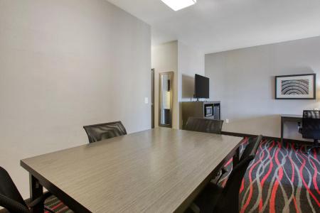 Best Western Plus Tech Medical Center Inn - 82