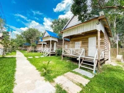 Sandy Beach Bungalows - 36