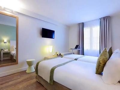 Kyriad Paris 18 - Porte de Clignancourt - Montmartre - 58