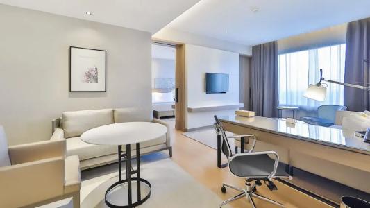 Holiday Inn & Suites Rayong City Centre, An Ihg - 111