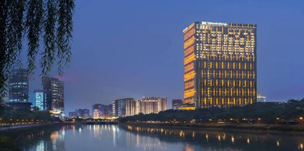 Wanda Reign Chengdu - 28