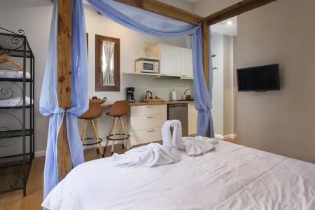 Andros 4 All Seasons Villas & Suites - Agios Nikolas street - 125