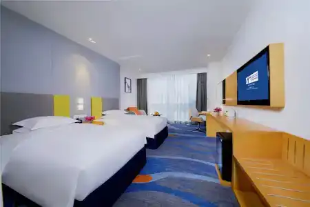Holiday Inn Express Zhengdong - 51