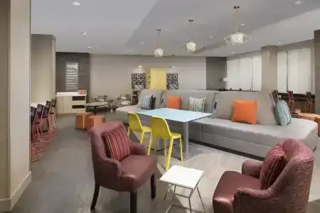 Home2 Suites By Hilton - 2