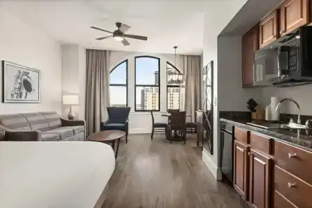 Wyndham La Belle Maison - 3
