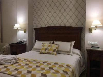 Adriano Boutique Sevilla - 55