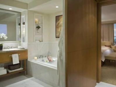 The Ritz-Carlton, - 2