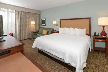 Hampton Inn & Suites Nashville-Green Hills - 50