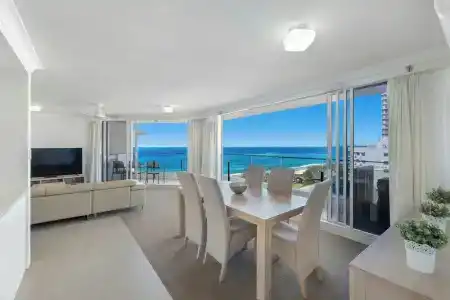 Ultiqa Beach Haven On Broadbeach - 236