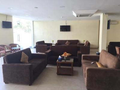 Zaina Plaza - 0