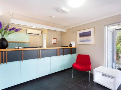 Rocklea International - 7