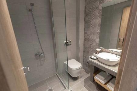 Grand Port Suites - 9