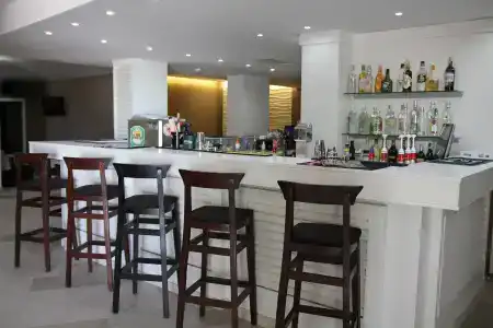 Luna Beach - 16