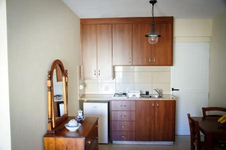 Estia Vasilis Manoli - 19