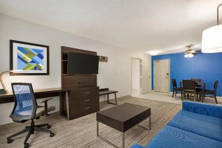 Holiday Inn Express & Suites Sarasota East, An Ihg - 29