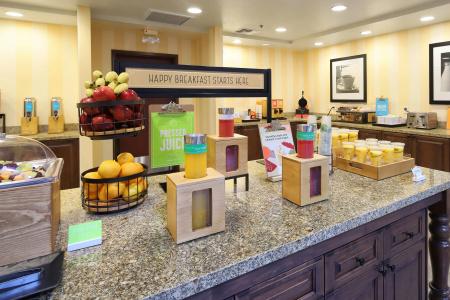 Hampton Inn & Suites Tucson Mall - 22