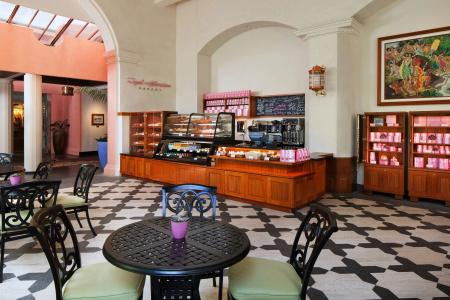 The Royal Hawaiian, A Luxury Collection Resort, Waikiki - 17