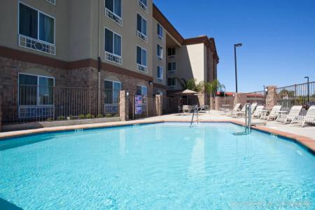 Holiday Inn Express South, An Ihg - 9