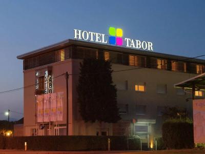 Tabor - 0