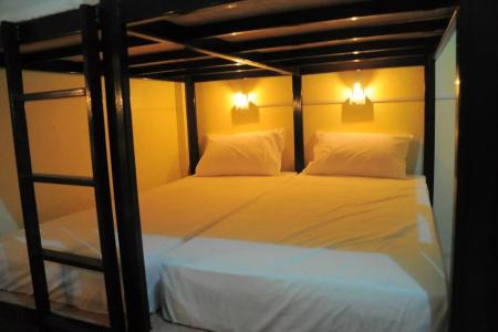 Seventeen Hostel - 1