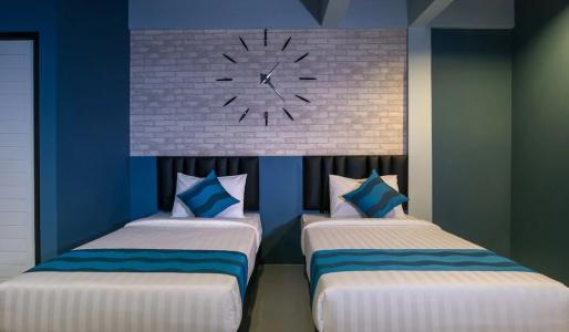 Amity Poshtel - 35