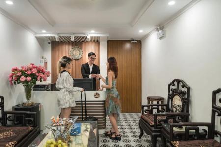 Narcissus & Apartment - 13