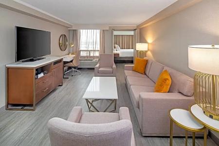 Crowne Plaza Airport, An Ihg - 31