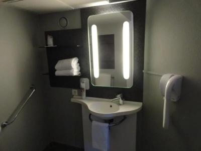 ibis Carcassonne Centre - La Cité - 6