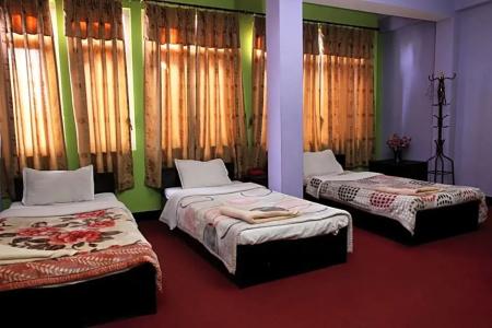 Silver Home - 41