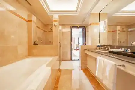 Lotte Saigon - 135