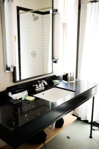 Lone Star Court, by Valencia Group - 37