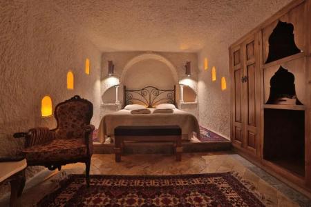 Local Cave House - 51