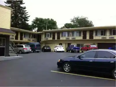 Economy Inn - 0
