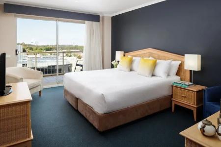 Rydges - 193