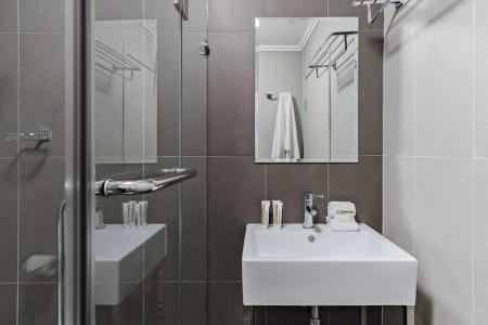 The Bayswater - 49